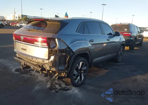 2024 Volkswagen Atlas Cross Sport 2.0T Se W/Technology z USA, uszkodzony, nr VIN 1V2JE2CA6RC208075